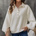 Sudadera blanca de mujer con textura de gofre y cuello de polo con cuatro botones - S / Blanco Roto