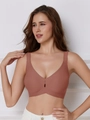 Dettaglio del reggiseno senza cuciture rosso mattone con scollo a V e apertura a goccia - S / Caffè