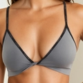 Graues kabelloses Triangel-Bralette mit Knotendesign und Logo-Trägern für Damen - XS / Grau