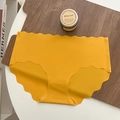Culotte en soie glacée jaune moutarde sans couture avec bords festonnés et coton pur - S / Jaune Terre