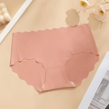 Slip senza cuciture rosa arancio con bordi ondulati e tassello in cotone traspirante - Rossore Della Pelle