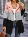 Detail der Color-Block Kapuzenjacke mit rosa, grauen und schwarzen Paneelen und Zipper - S / Oberteile / Rosa