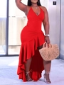Detalle del vestido halter rojo con escote en V profundo y dobladillo asimétrico de volantes - 4XL / Rojo