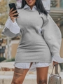 Détail de robe en tricot gris avec col chemise blanc et sac à bandoulière chaîne chic - 3XL / Gris