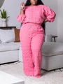 Roze tweedelige casual set met pofmouwen top en wijde broek met een gestructureerde stof - 3XL / Roze