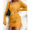 Dettaglio dell'abito in maglia a coste giallo zenzero con scollo a V e orlo con coulisse - 3XL / Giallo