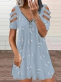 Detail of light blue V-neck dress with zipper, cold shoulder cutouts and heart print - Blue