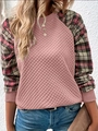 Pull matelassé rose pour femme avec manches raglan à carreaux et détails de boutons au col - S / Rose