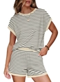 Détail de l'ensemble t-shirt rayé et short élastique avec bords côtelés en couleur beige - S / Haut Et Bas / Beige Rayé Noir