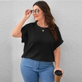 Haut grande taille noir pour femmes avec texture côtelée verticale et manches chauve-souris - 3XL / Hauts / Noir