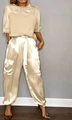 Dettagli del set in raso oro champagne con tasche cargo e pantaloni con coulisse - Albicocca