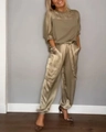 Conjunto de dos piezas para mujer en satén verde oliva con top corto y pantalones cargo - S / Top Y Pantalón / Caqui