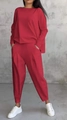 Dettaglio completo di set casual rosso da donna con maglia a maniche lunghe e pantaloni harem - Rosso