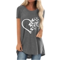 Detail des Schmetterlings-Herz-Drucks auf grauem Damen T-Shirt mit Rundhalsausschnitt - S / Grau