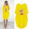 Dettaglio del vestito natalizio giallo con stampa renna, maniche lunghe e tasche laterali - S / Giallo