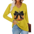T-shirt da donna con scollo a V e maniche lunghe con stampa zucca di Halloween giallo zenzero - S / Giallo