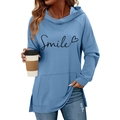 Sweat à capuche bleu pour femme avec imprimé Smile et poche kangourou en maille douce - S / Bleu ciel