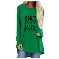Damen Langarmshirt in hellem Grün mit lockerem Schnitt und schwarzem Buchstabenaufdruck - S / Grün