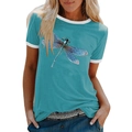 Détail de l'imprimé libellule et du col rond contrasté sur un t-shirt à manches courtes - S / Bleu