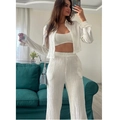 Women's white three-piece set with pleated texture, short shirt and wide-leg trousers - S / White