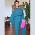 Elegante blauwgroene set met kralenmouwen en bijpassende broek met wijde pijpen - S / Teal