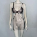 Detail van zwarte mesh minirok met zilveren strassteentjes en sexy bikini-topje - S / Zwart