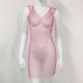 Dettaglio dell'abitino in rete rosa con strass scintillanti e profondo scollo a V - Taglia unica / Scollo a V Rosa Rosso