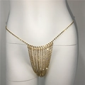 Gedetailleerd overzicht van sexy gouden lichaamsketting met glanzende strass voor dames - Goud