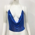 Détail d'un haut dos nu à paillettes bleu roi avec chaîne et col bénitier - Bleu Royal Style Long 30cm