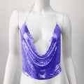Détail du tissu à paillettes métalliques violettes sur le haut dos nu avec décolleté en V - Violet Style Long 30cm