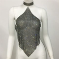 Dettaglio del tessuto in rete di strass scintillanti sul top sexy a fascia da festa - Nero