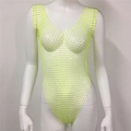 Detalle del body de red verde neón con pedrería brillante y diseño de escote en V profundo - M / Verde Fluorescente