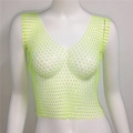 Détail du débardeur en résille vert néon avec strass brillants et décolleté en V - S / Col en V / Vert Fluorescent