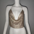 Top dorato a lupetto in maglia metallica scintillante con profondo scollo a V sexy - S / Oro Con Strass