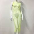 Gros plan détaillé de la robe résille jaune fluo ornée de strass blancs scintillants - Taille unique / Vert Néon Col Rond