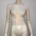 Detalle de diamantes de imitación brillantes en un top corto de malla blanca transparente - Talla única / Blanco Diamantes AB