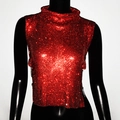 Λεπτομέρεια από κόκκινο crop top με στρας, ψηλή λαιμόκοψη και μεταλλικό φινίρισμα - M / Κόκκινο