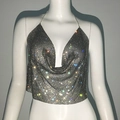 Detailansicht eines silbernen Neckholder-Tops mit funkelnden Strasssteinen und Kette - Halter Rückenfrei Stil (5149059594937) / Schwarzes Oberteil