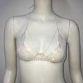 Détail macro des strass irisés sur le haut de bikini dos nu avec liens blancs à nouer - Taille unique / Style 212 Blanc Strass AB (5412714088808)