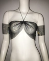 Detail eines Strass-Netz-Halter-Tops mit passenden Ärmeln für Party-Auftritte - S / Schwarz