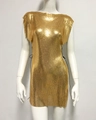 Detailweergave van de gouden metalen lovertjes en vetersluiting aan de zijkant jurk - Eén maat / Goud