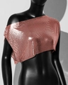 Detail eines roségoldenen Mesh-Crop-Tops mit Pailletten und asymmetrischem One-Shoulder-Design - Einheitsgröße / Roségold