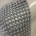 Detail van zilveren lichaamsketting met sprankelende AB-strass voor muziekfestivals - S / Zilver