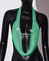 Détail du haut licou vert à paillettes avec col en V profond et fermeture à chaîne argentée - Taille unique / Vert clair