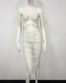 Detail van witte mesh tweedelige set met fonkelende strass-steentjes en halterontwerp - Eén maat / Wit