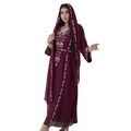 Dettaglio del ricamo in argento sul set abaya viola scuro con kaftan e hijab abbinato - Taglia unica / Hijab Rosso Vino