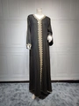 Detail einer schwarzen Abaya mit Goldfolienpunkten und bunten Stickereien am Kragen - Schwarz