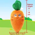 Gioco per cani a carota di peluche con squeak e viso ricamato, altezza 15-18cm - Carota Sonora