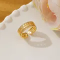 Anillo de corazón abierto bañado en oro con doble fila de circonitas micro-pavé - Abierto Ajustable / Estilo Pavé de Corazón Hueco Dorado (C)