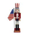 Patriotischer hölzerner Nussknacker Soldat mit USA-Flagge auf rotem Holzsockel - Rote Uniform Stars Stripes Hut Stil (LL0093)